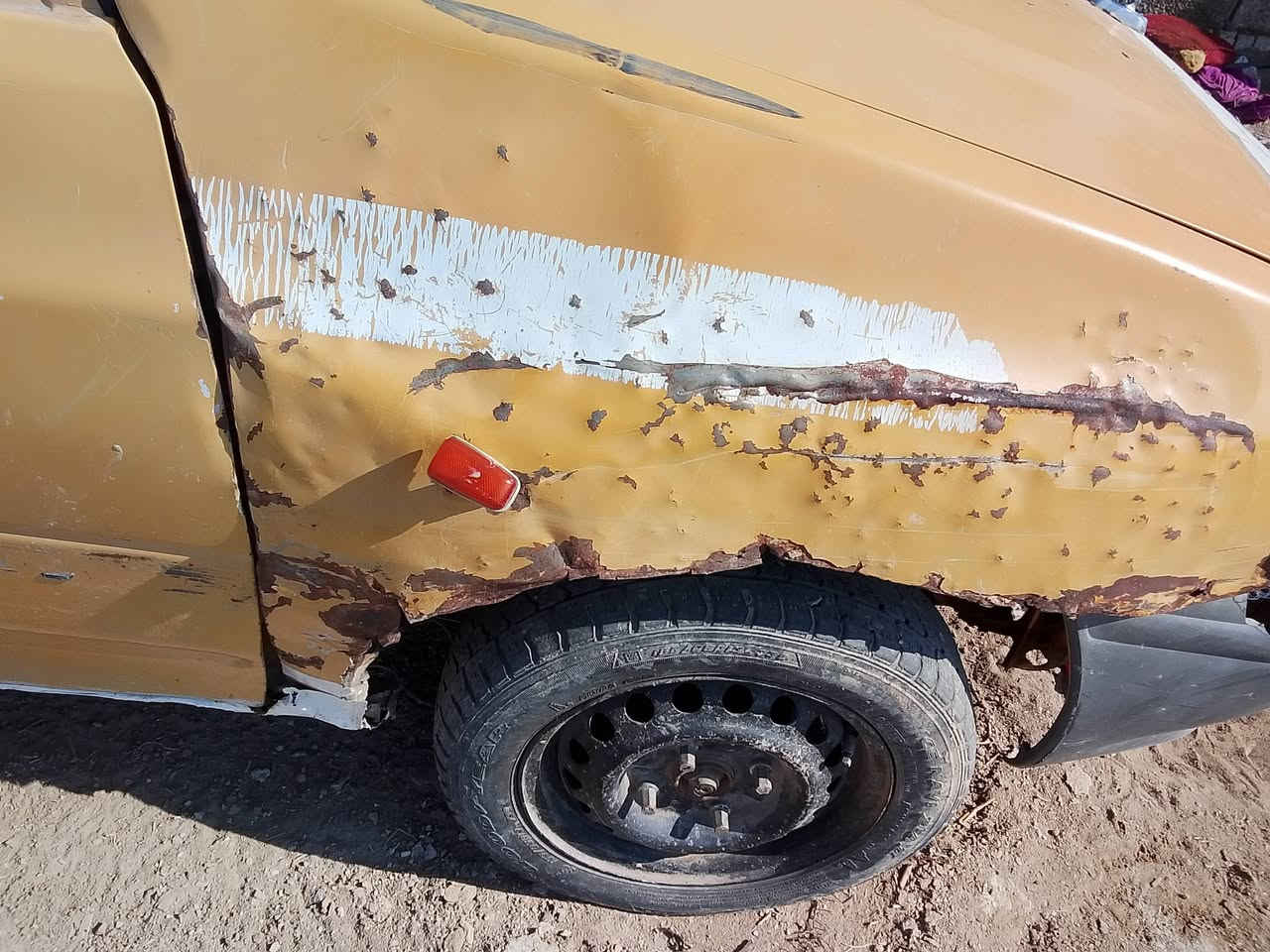 سلام عليكم ورحمه الله سايبه للبيع موديل 11 رقم بصره سياره گير ومكينه مكفولات شرط بس ملاحظه سياره بيه ظربه بل تگمه والجامه والچاملق سعر 15 ورقه وبيه مجال بسيط شراي يراسلني خاص وتحياتي لطيبين


**إذا كنت صاحب هذا الإعلان وتريد حذفه لأي سبب، رجاءا أرسل رسالة إلى الدعم الفني**