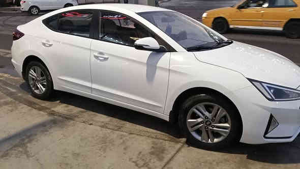 انترا 2020 خليجي محرك 20 كير اتي المرغوب بدون صبغ ولا بارد ولا ملاحظة سيارة فول بدون بصمه  يعني سوج السعر160 بيها مجال ***********
