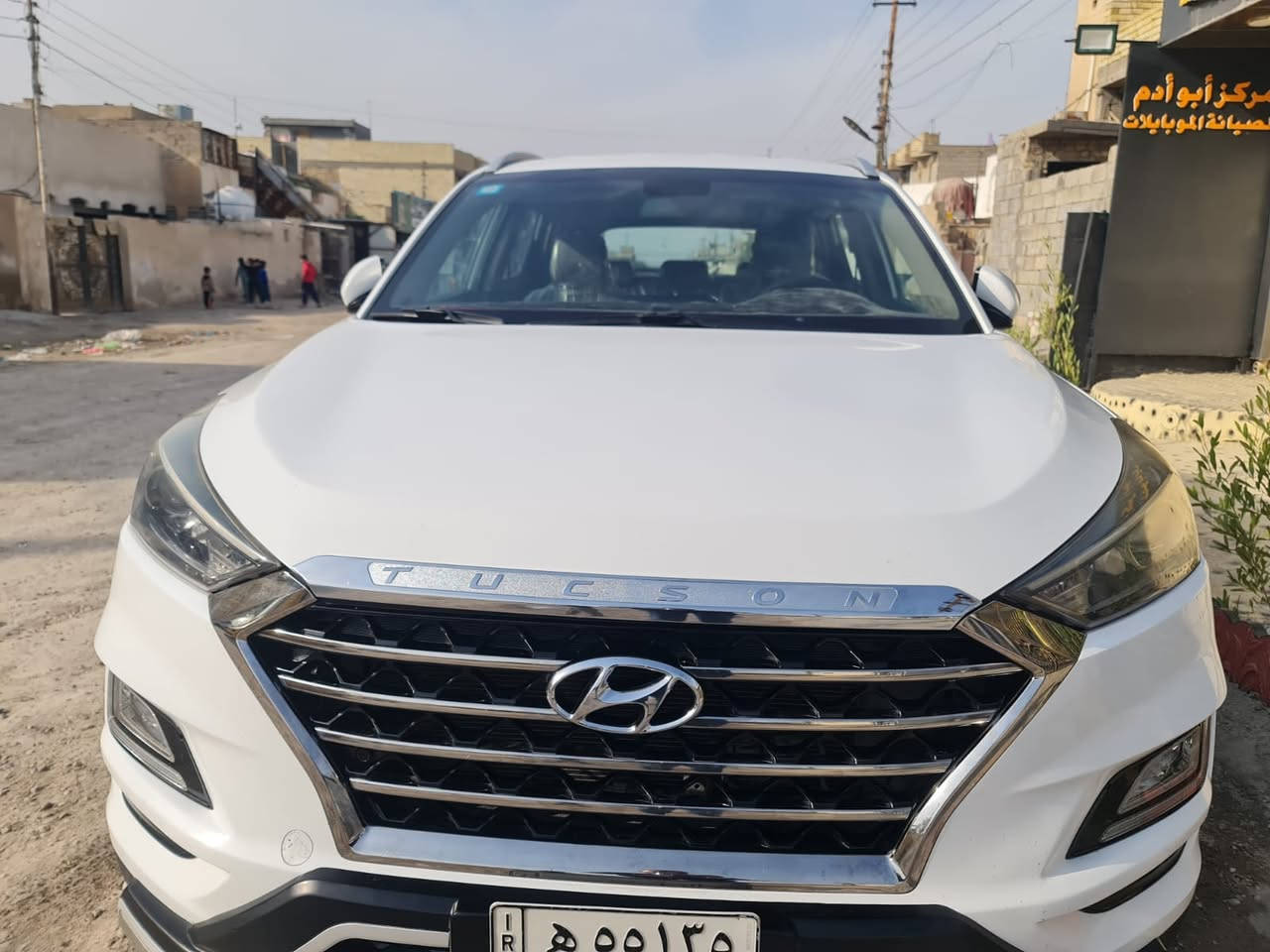 سلام عليكم
توسان للبيع 2019  خليجي كاصد فول مواصفات عده البنوراما

```مواصفات:```
حساسات

لد امامي 
لد نهاري
اشاير بل مري 
مري شفط 
اشاير ترحيب 
تغيير  مودات السياره 
حساسات الابواب عند الفتح  بصمه تشغيل + بصمه ابواب
شاشه 
كشن السايق كهربائي
تبريد قطعتين+ ثلاجه
الارضيه مغلفه جلد
تخم تاير جديد
السبير ما نازل
باتري جديد
كامره خلفيه
تحكم ستيرن جهتين
اريل مثلث نبكيشن 
ماشيه ٧٠ الف
رقم بغداد بسمي
عنوان بغداد ابو غريب
سنويه لحد ٢٠٢٩ شهر ٥
سعر 195$ 

***********
