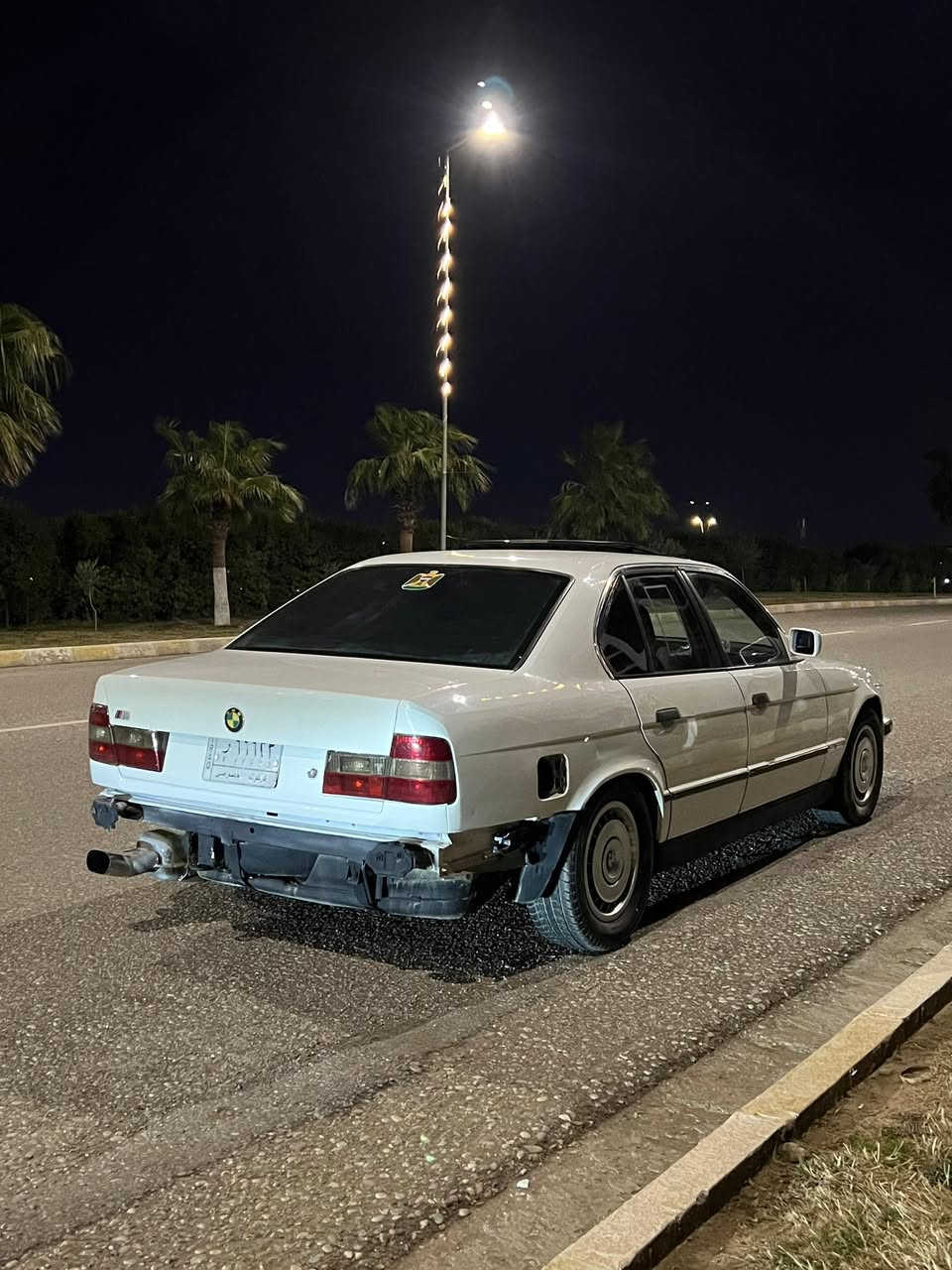 سلام عليكم بي ام موديل 89
فل520
رقم كركوك شرط تحويل 
السعر 36 وبيه مجال 
رقم تلفون ***********
وتس ***********
