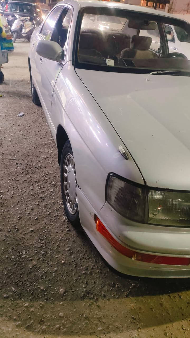 السلام عليكم سياره بطه متصل  موديل 90
مكينه وكير كفاله وبعدهن عل سحك حداديه تخم تاير مكفوله من كص ونقل  مشروع وطني بسمي  الرقم الجديد ديالى  الشراي يتصل ***********

المكان واسط سعر60 وبيه مجال
