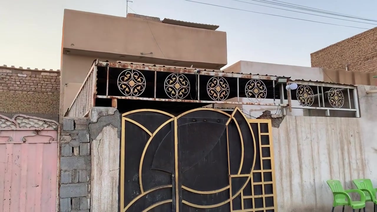 سلام عليكم بيت ٢٠٠متر لبيع تجاري الستفسار
***********
***********
