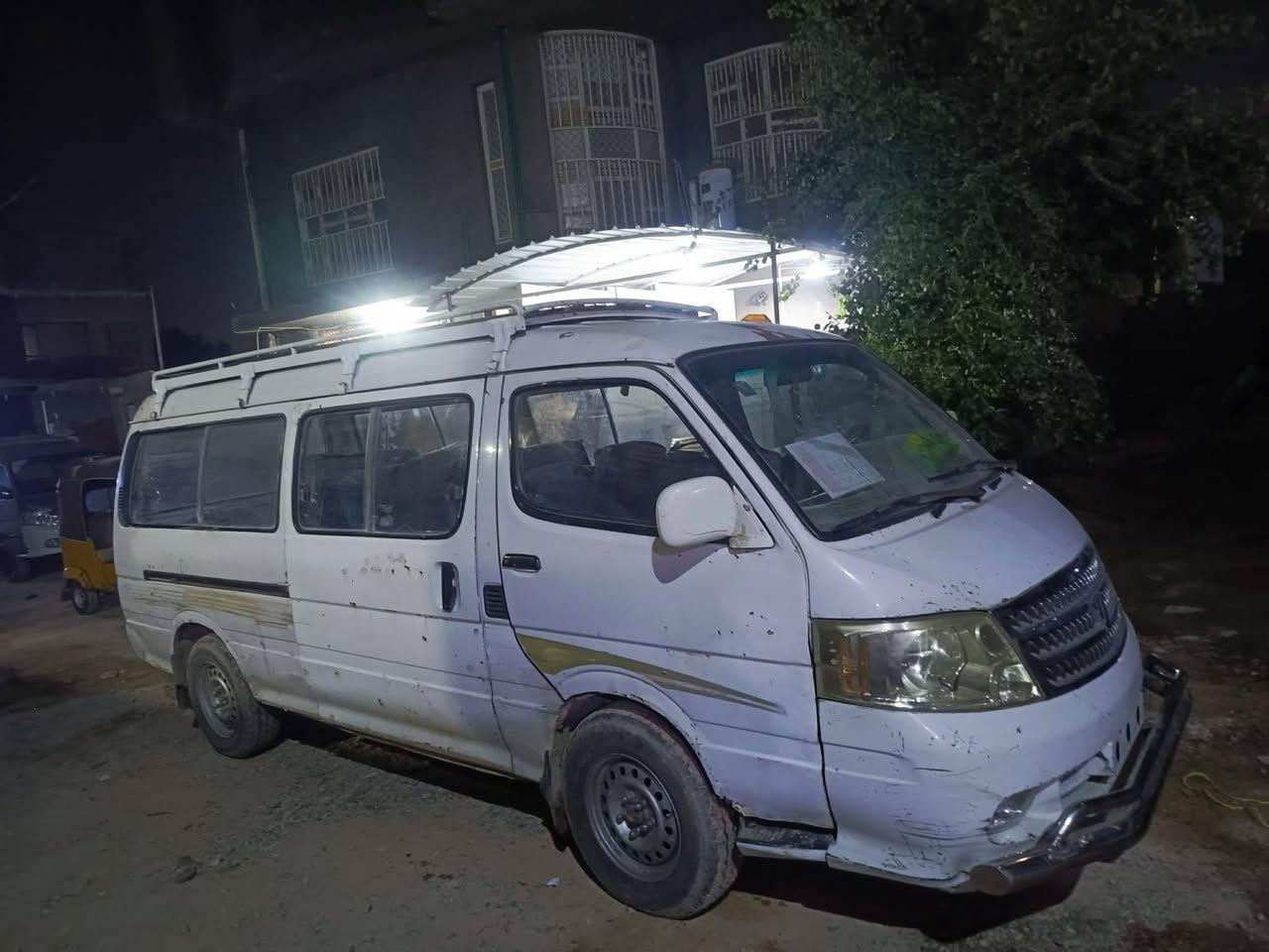 سلام عليكم فاتون لبيع رقم كربلاء الماني سنويه 2029 سياره مصفره وجاهزه كير ومكينه وكسل كفاله تخم تاير نضيف صدر جديد سياره مدوشمه جديد السعر 37 وبيه مجال بابل سده لهنديه  بصيط ***********
