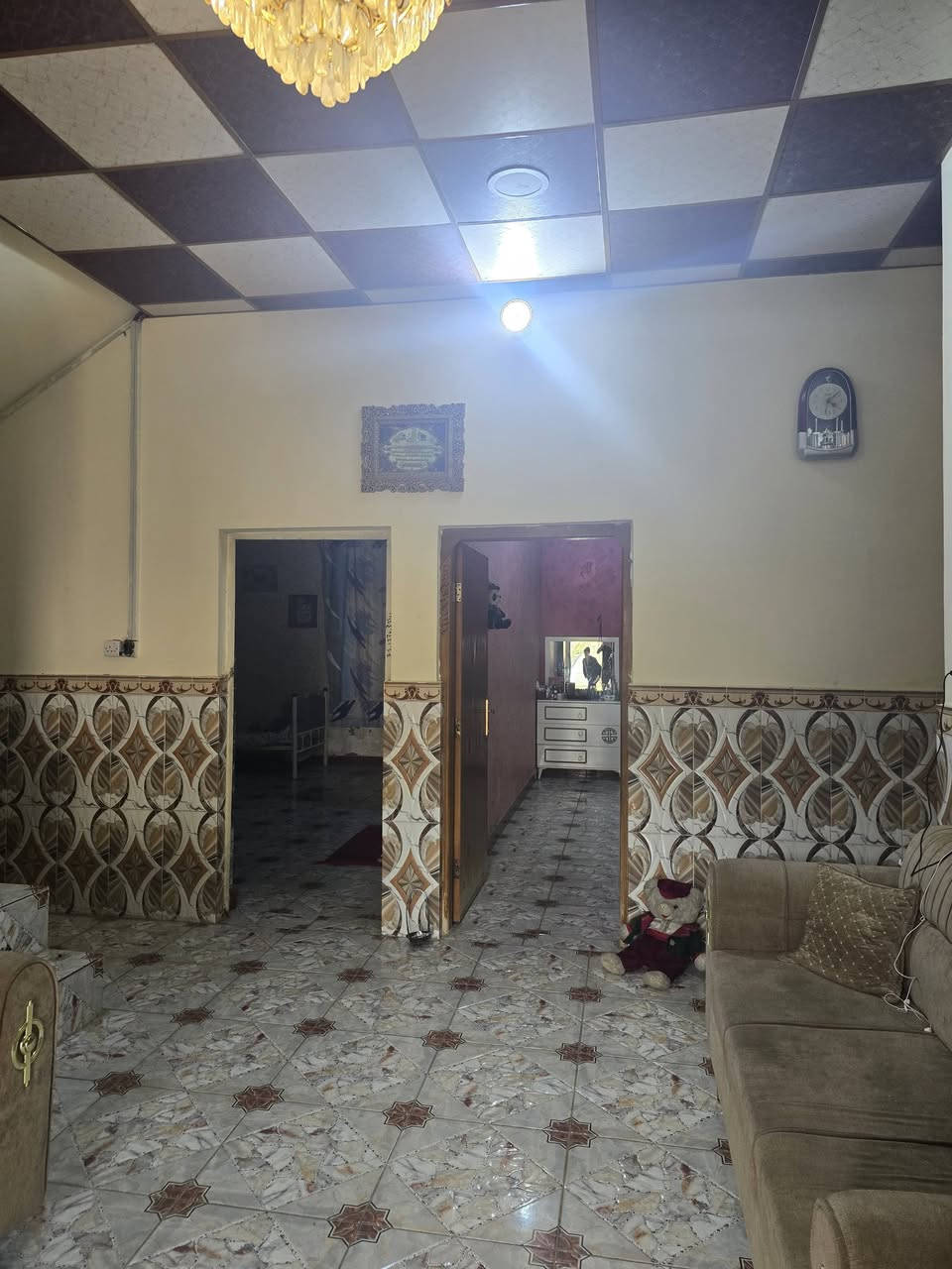 سلام عليكم توفر بيت لبيع طابو زراعي عراقي المساحه 250 متر كافت خدمات كهرباء ماي مجاري العنوان ابي خصيب حمدان السعر 80 وبي مجال الستفسار ***********
