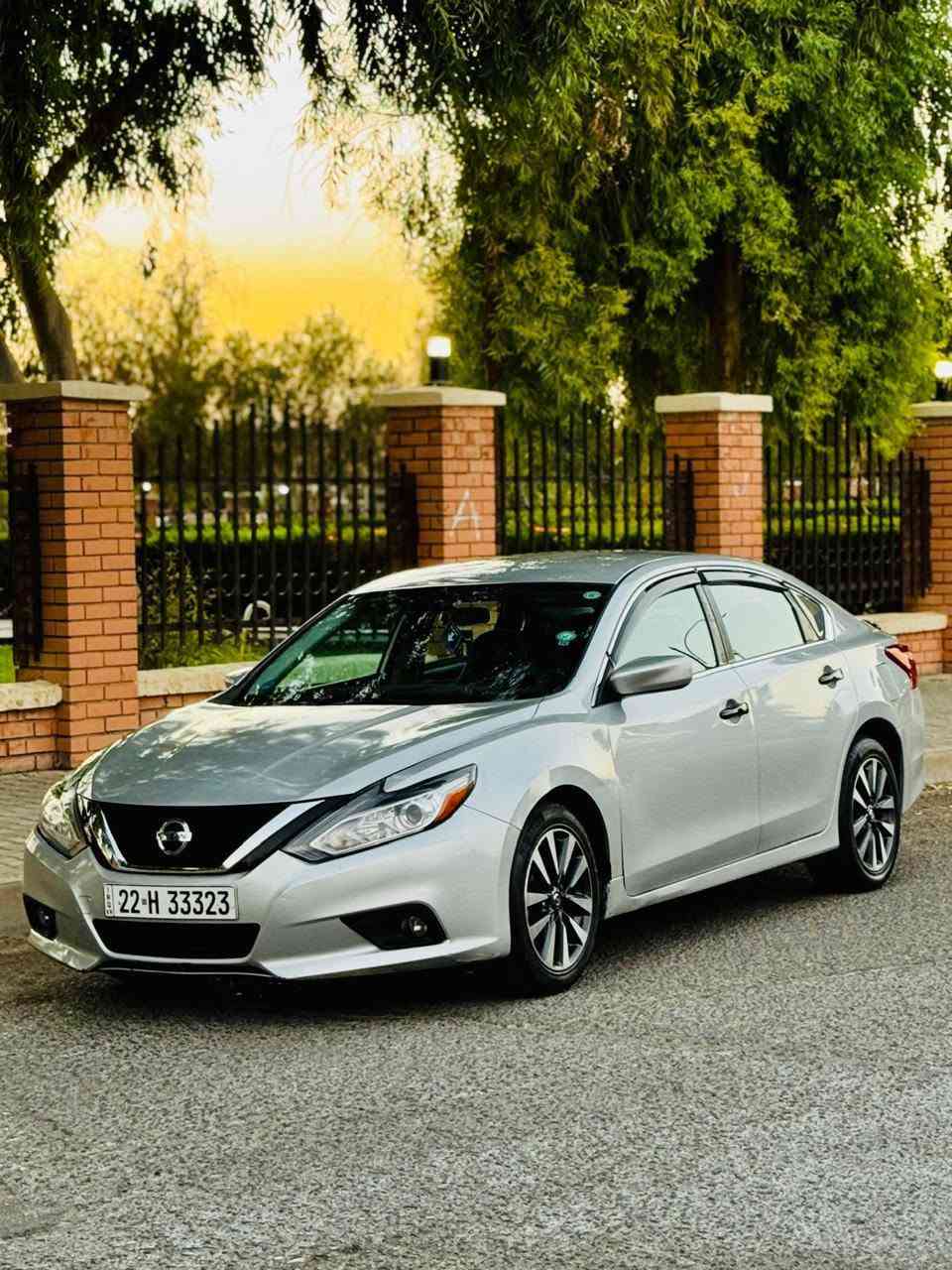 nissan altima 
مۆدیڵ 2017 SV 
گێر و مەکینە تەبریت بەشەرت 
کۆبۆنی بەنزین 
تەخم پێش تازە چوار تایەی تازە 
دوو پارچە سبوغ بێی ناوگرتن لەگەڵ دوو پاڵە سارد 
سیاراکە بێی مەسرەفە 
سعری 115 کەمێک ماجال 
رەقم موبایل *********** ئەگەر موشتەری نیت تەلەفون ماکە 
شوێن کەرکوک كركوك, العراق
