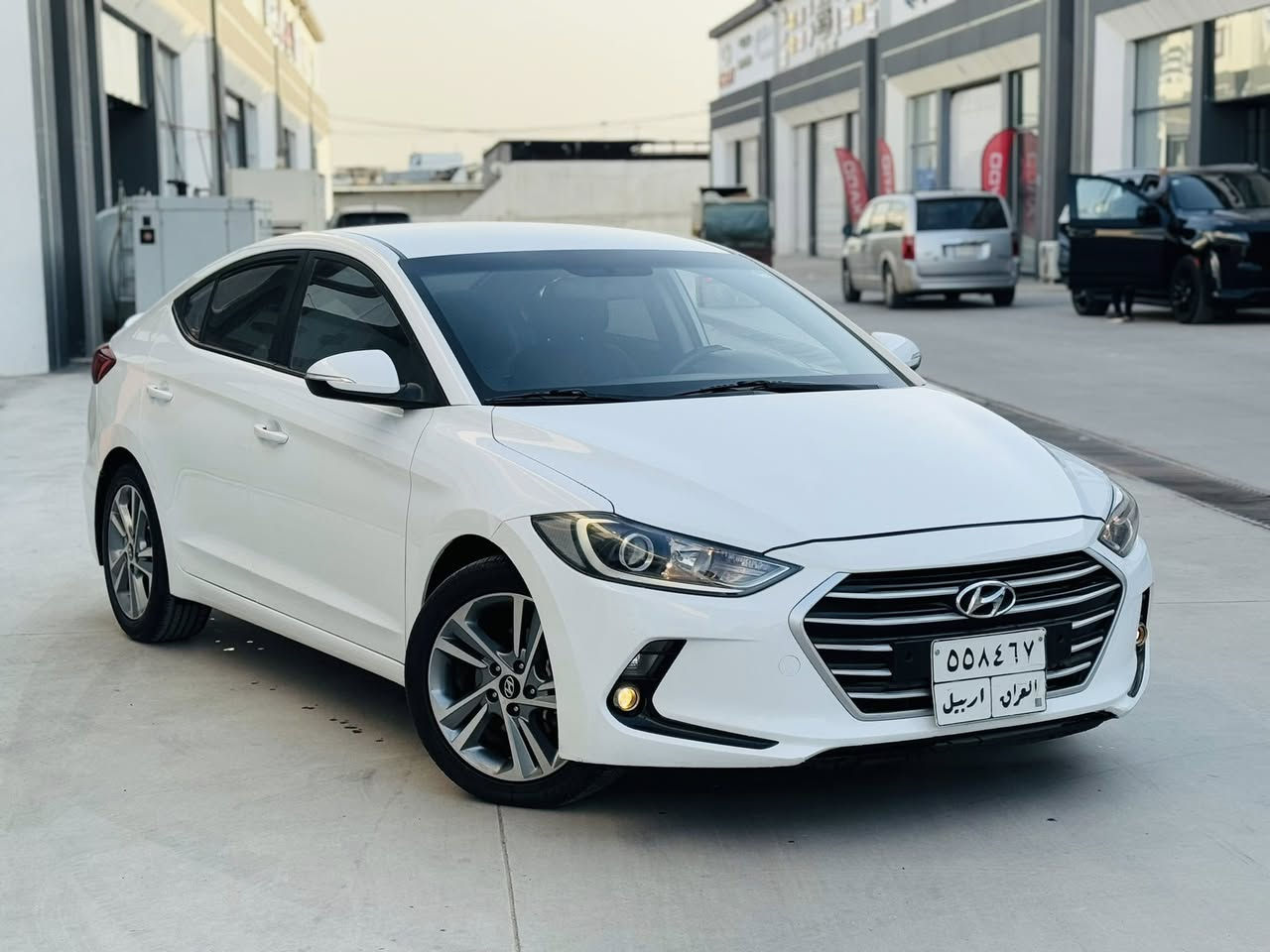 السلام عليكم البيع افانتي 2017 محرك وكير بشرط طخم كلو بشرط. ضرر فقط جاملخ رش خلفي بدون دواخل.  بجم كبس كابون بانزين سياره بسمي شرط التحويل السعر 130 وبيها مجال بسيط جدا ***********  ***********
