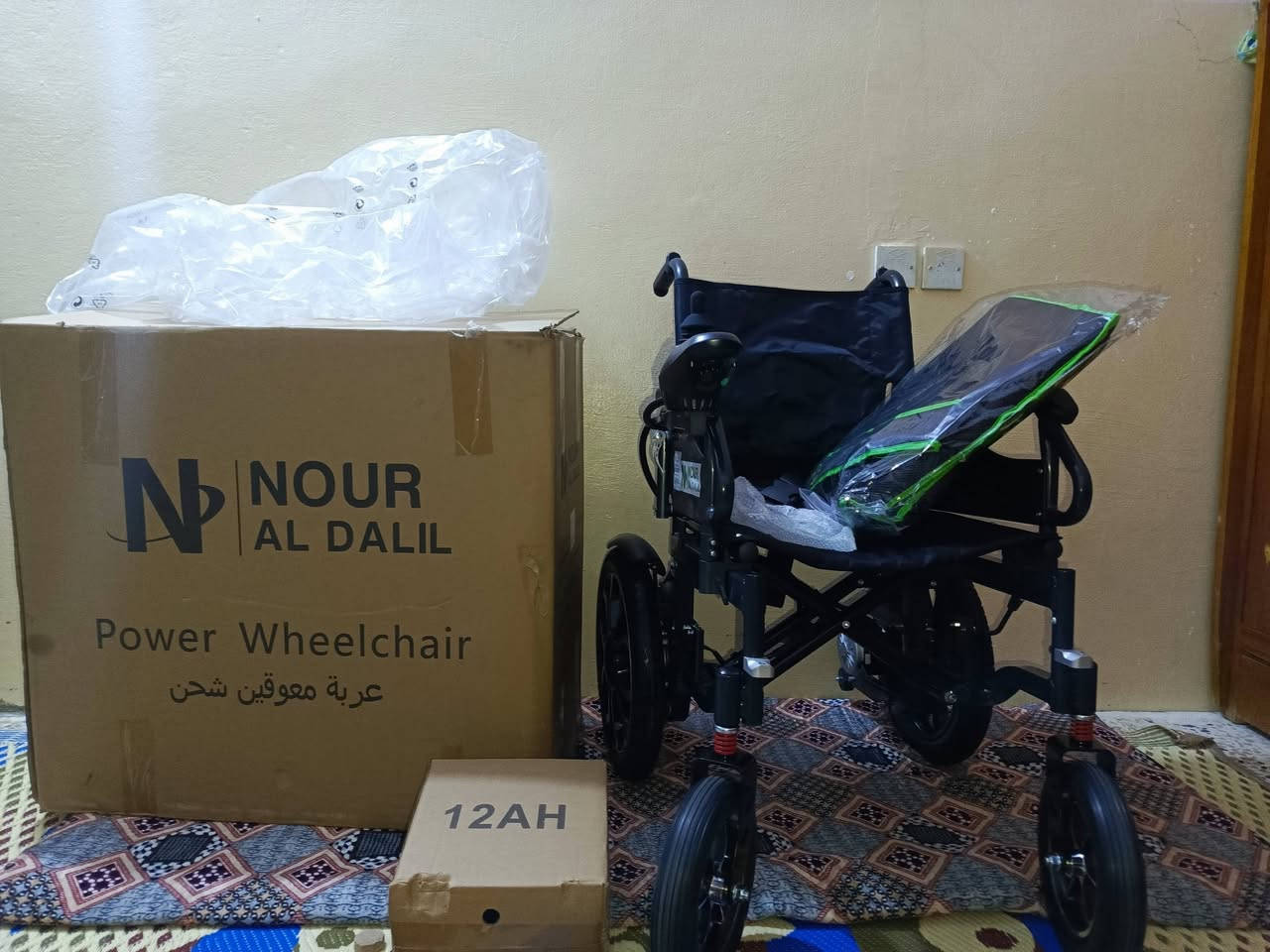 عربانة كهربائية جديد بالكارتون للبيع شراي خابر
***********
