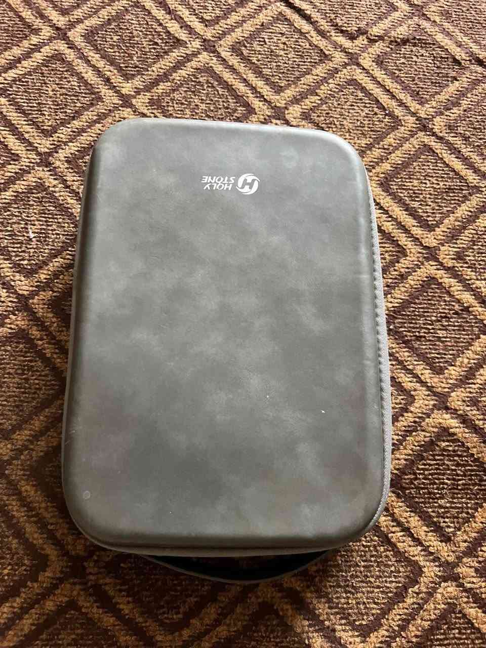 سلام عليكم
درون hs720g نوعيه حلوه ممتازه جوده حلوه هم الدرون نضيفه نضافة 88‎%‎ ريموت التحكم بيهاا ريش ثنين شويه مظررات وبيهن ريش جدد احتياط جنطة كامله سعر 250 وبيهاا مجال حك الجيه مكاني بابل مركز توصيل متوفر رقمي ***********
