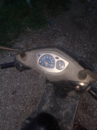 دراجة سكنس نثية كوري 550 وبيها مجال  يرادلها ترتيبات بسيطة 07811739258...