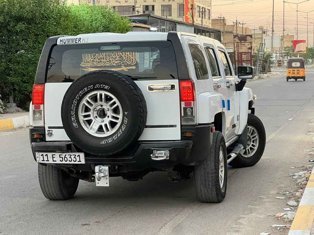 سلام عليكم لل بيع همر H3 لون ابيض خليجي كفاله عده قبق صندوك بي نص صبغ محرك قبل ثلتيام شاده حاويه رقم بغداد دولي بسمنه  سياره فقد حداديه ٦٠/١٠٠ لخلفيه لبقيه جهزه عنوان بغداد لل ستفسار نتصل ‭٠٧٧٤ ١٠٩ ٣٢٥١‬
