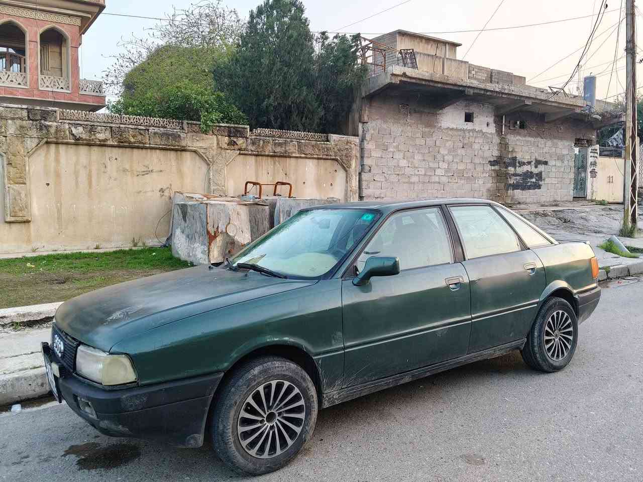 السعر 25 وبيها مجال
مكلف بلنشر   لاترسلني اتصل على هاذ الرقم ***********
اودي موديل 1988 سنويه وهز وكاربون جديد 2026
