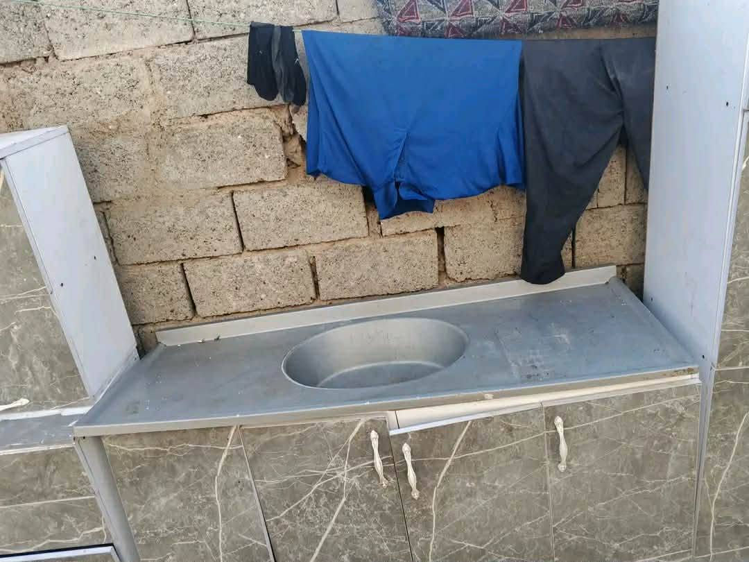 كونتر 4قطع 40وبيه مجال الشري يراسل او يتصل ***********
