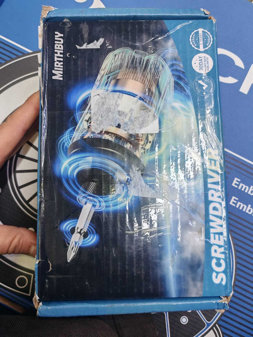 بۆ فرۆشتن زمانی 2ساڵ ئەگەر مارکەو،اسڵی نەبوو زۆر بەقوەت بەکارنهاتوو لۆک لۆک سعری شەریکە 85دۆلارە نرخی لەشەریکە خۆی باتری لەگەڵ دا نیە  من باتریش دەدەم لەگەڵی نرخی؟ تەنها 65هەزار قوفڵی  شوێن کلار ***********
