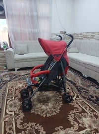 عربة أطفال • قابلة للطي • جديدة
