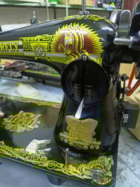 مكينة فراشة • شبه جديد • من القديمات