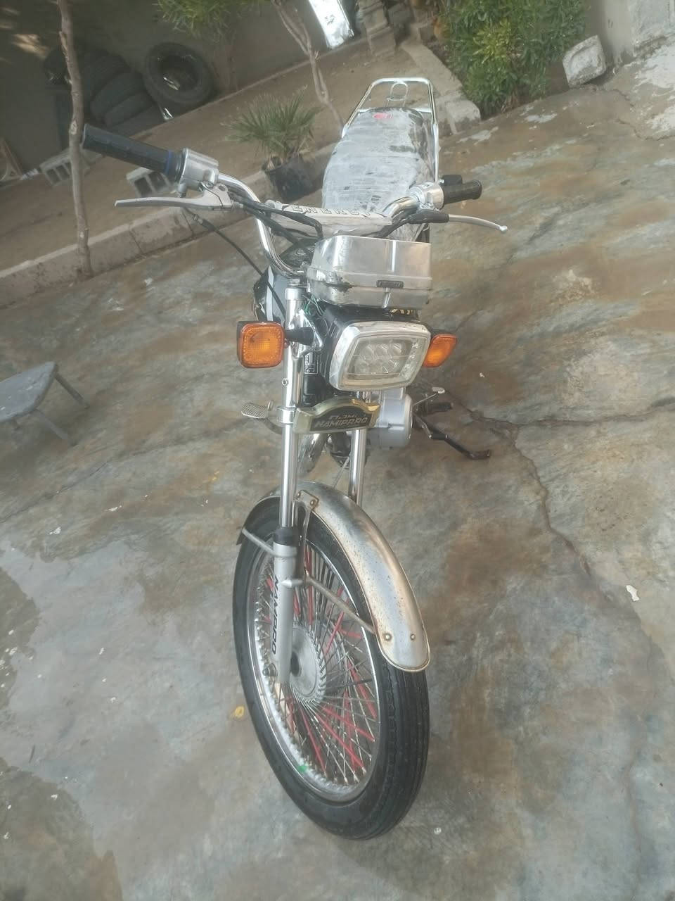 نامي برو موديل 2020 اوراق بي محرك مفتوح بس بشرط لا صوط ولا دخان   بشرط فول فول نضافه وشلعه صالنصه رياضيه  كهربايات شغال سعره 380 بي مجال بصيط مكاني خانقين ميخاس شراي انصل ع رقم***********
