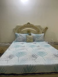 غرفه كويتي للبيع سعر 450 وبيها مجال بسيط مكانها الدوره بسيط07715463291...