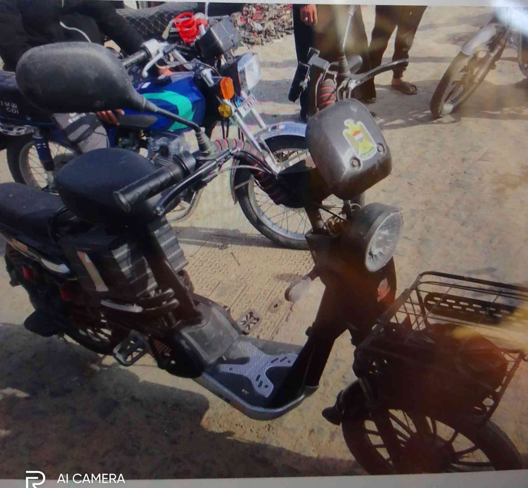 السلام عليكم دراجه شحن البيع سعر. 350 بيه مجال. الرقم. /. ***********
