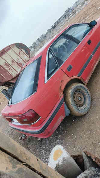 سياره مازده للبيع مستعجل سعره12 وبيه مجال ال مكان الموصل جانب ال ايمن
***********
