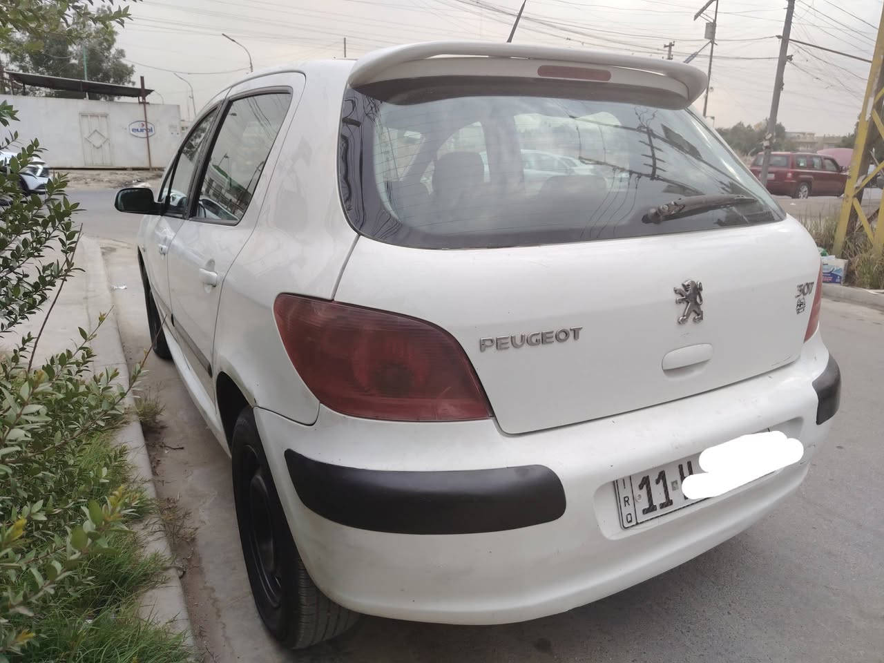 بيجو 307 فرنسي كير اوتوماتك موديل 2005
رقم بغداد بأسمي 
#كير_محرك_2000
 كير.. محرك.. تبريد.. تمام
السعر 57
للأستفسار الاتصال على
 ***********
