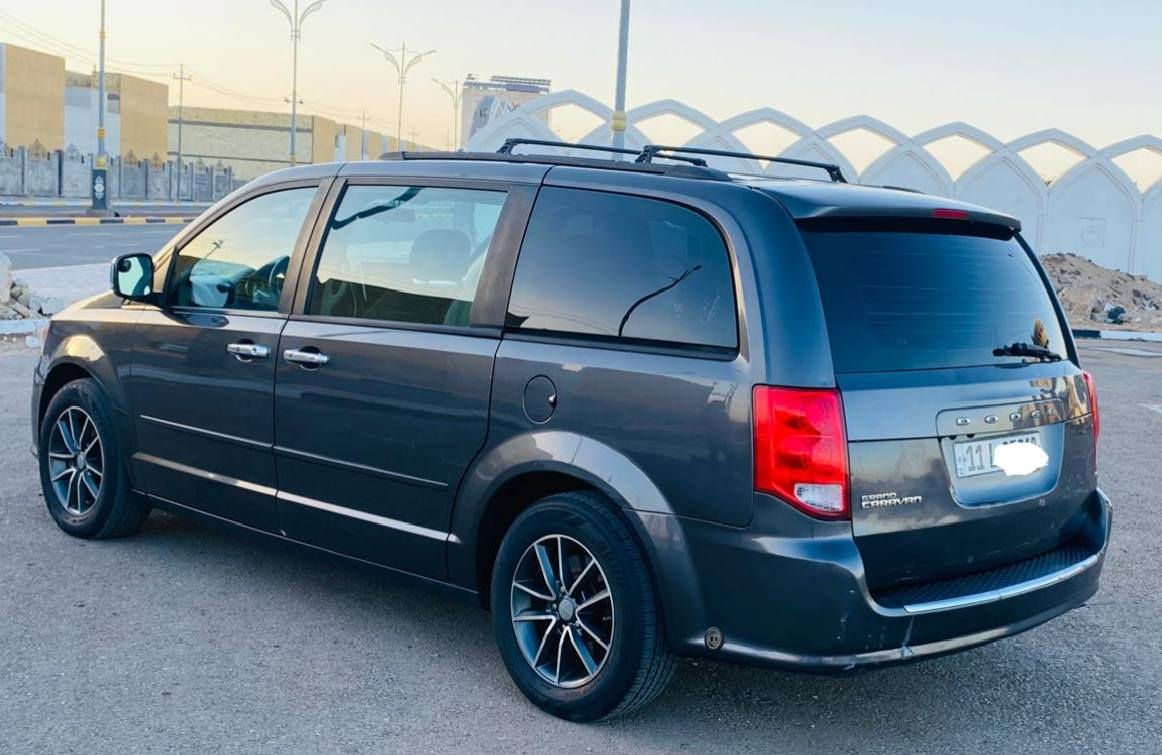 السعر 167 للاستفسار *********** دووج كرلفان 7راكب موديل 2018 امريكي داخله اكلين بدون حادث مكفوله من الضربة والتبديل بيه بلعراق قطعتين رش فقط مكينه 6V وكير مكفولات تبريد 3قطع شاشه كامره دوار تحكم استيرن السيارة جديده وجاهزه ما بيه أي نقص بيه منضومه غاز شغاله درجه اولى مكان السيارة كربلاء كربلاء, العراق
