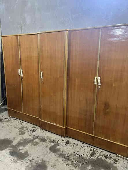 سلام عليكم غرفه ام الخمسه نجاره دخل خارج صاج السعر ٥٥٠ العنوان الحله ***********
