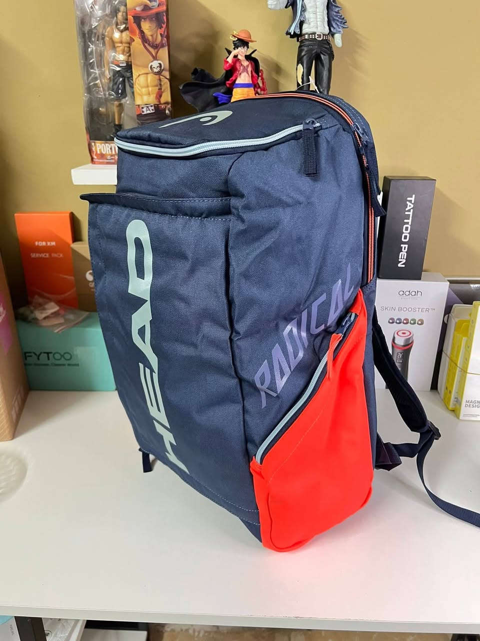 Dunlop SX Team 260. 
 Head Radical back


**إذا كنت صاحب هذا الإعلان وتريد حذفه لأي سبب، رجاءا أرسل رسالة إلى الدعم الفني**