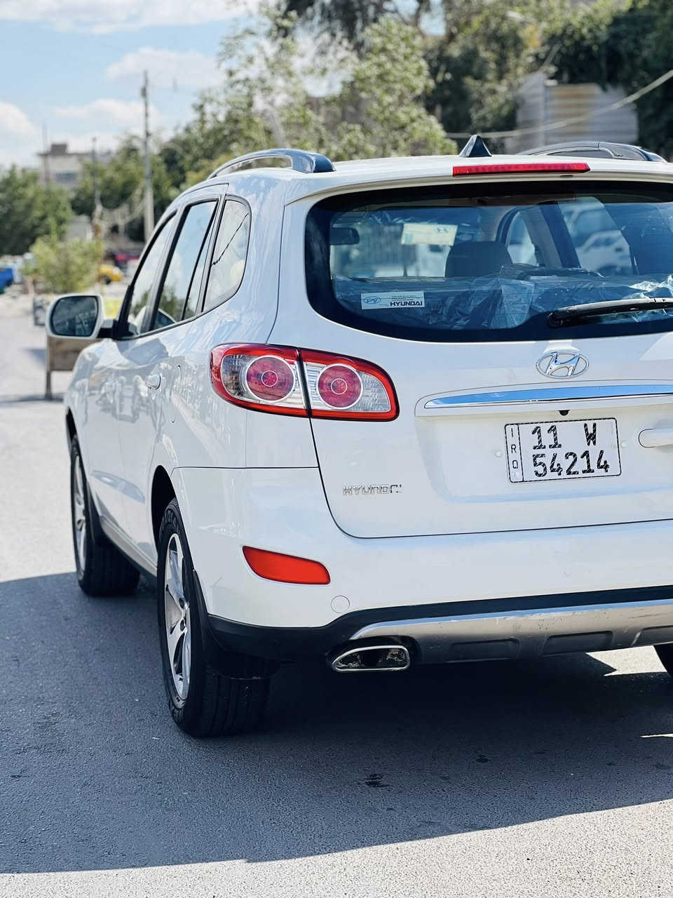 السلام عليكم سنتافيه شركه عامه 2012
خليجي مكفوله كفاله عامه حته من البارد
مكينه 3500ماشيه ٨٣حقيقي 
السياره وضع شركه سبعه راكب 
ثلاث قطع تبريد فور ويل 
مري شفط وبيها هوي مواصفات 
***********
