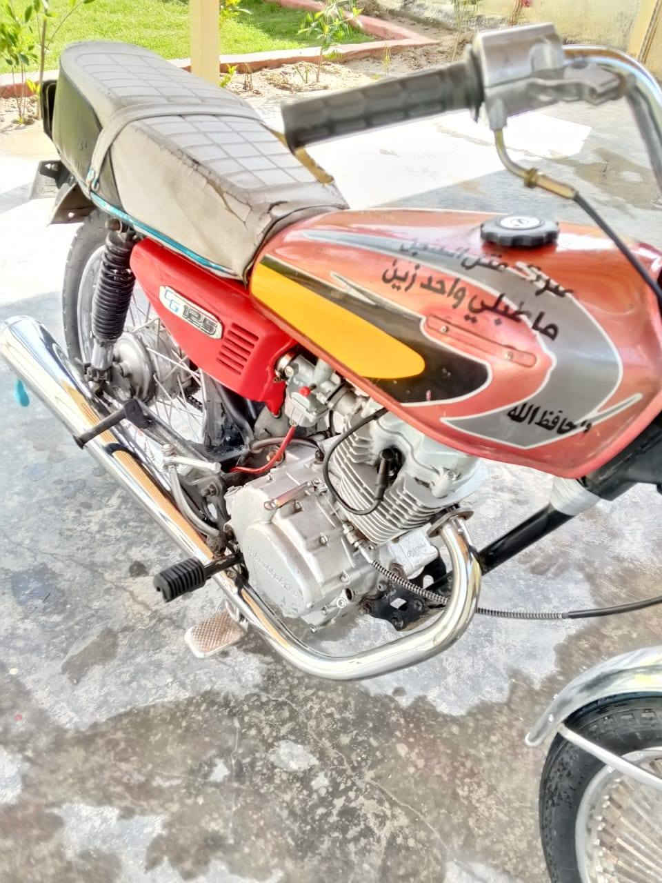 السلام عليكم دراجه للبيع اربعه كير مكان بابل حله السعر 300 وبيها مجال استفسار اكثر ***********
