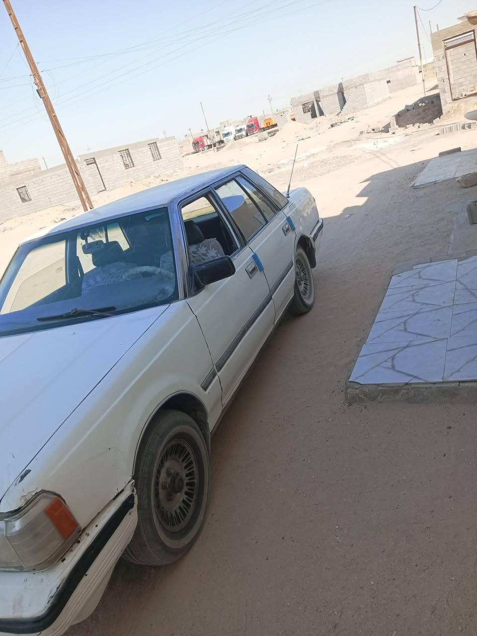 السلام عليكم سوبر 85 للبيع سياره جاهزه وخير من الله مكينه وكير فيفيتي توني شادهن رقم الماني راعيه موجود مكفوله من الكصه والضربه سياره مال جناي مكاني بصره سفوان السعر 35 وبيه مجال الاستفسار ***********@

