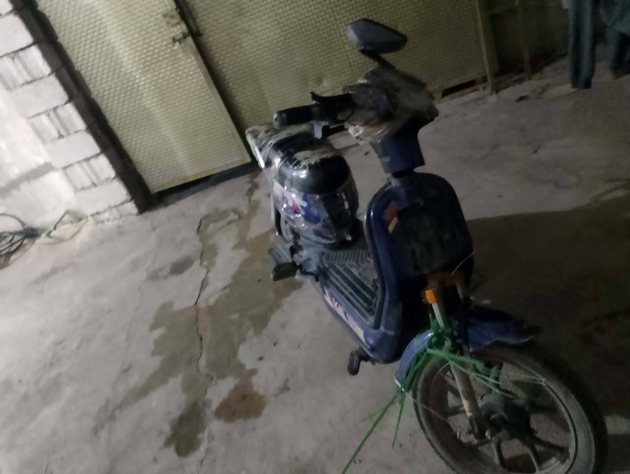السلام عليكم دراجه شحن للبيع الاتصال بلرقم ***********
