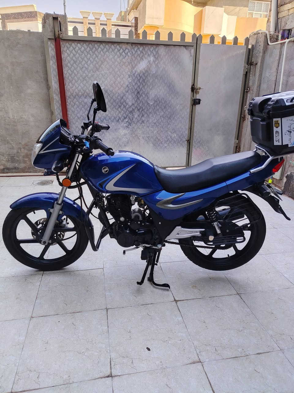 دراجة نارية للبيع نوع sym ٢٠٢٢
مسجل مرور  باسمي كامل تحويل مباشر  عنواني الرمادي 
***********
