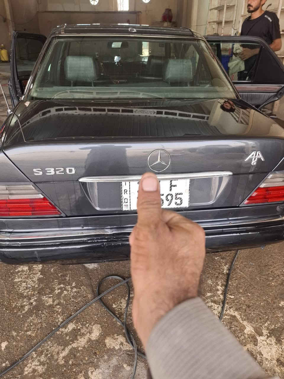 اسلام عليكم سياره دب موديل 91 سياره جاهزه من كلشي حداديه وتخم تاير جاهزه ،،،، كير جديد واسط الشيخ سعد  انتصالل  ع هاذ رقم ،،،،،  ***********
