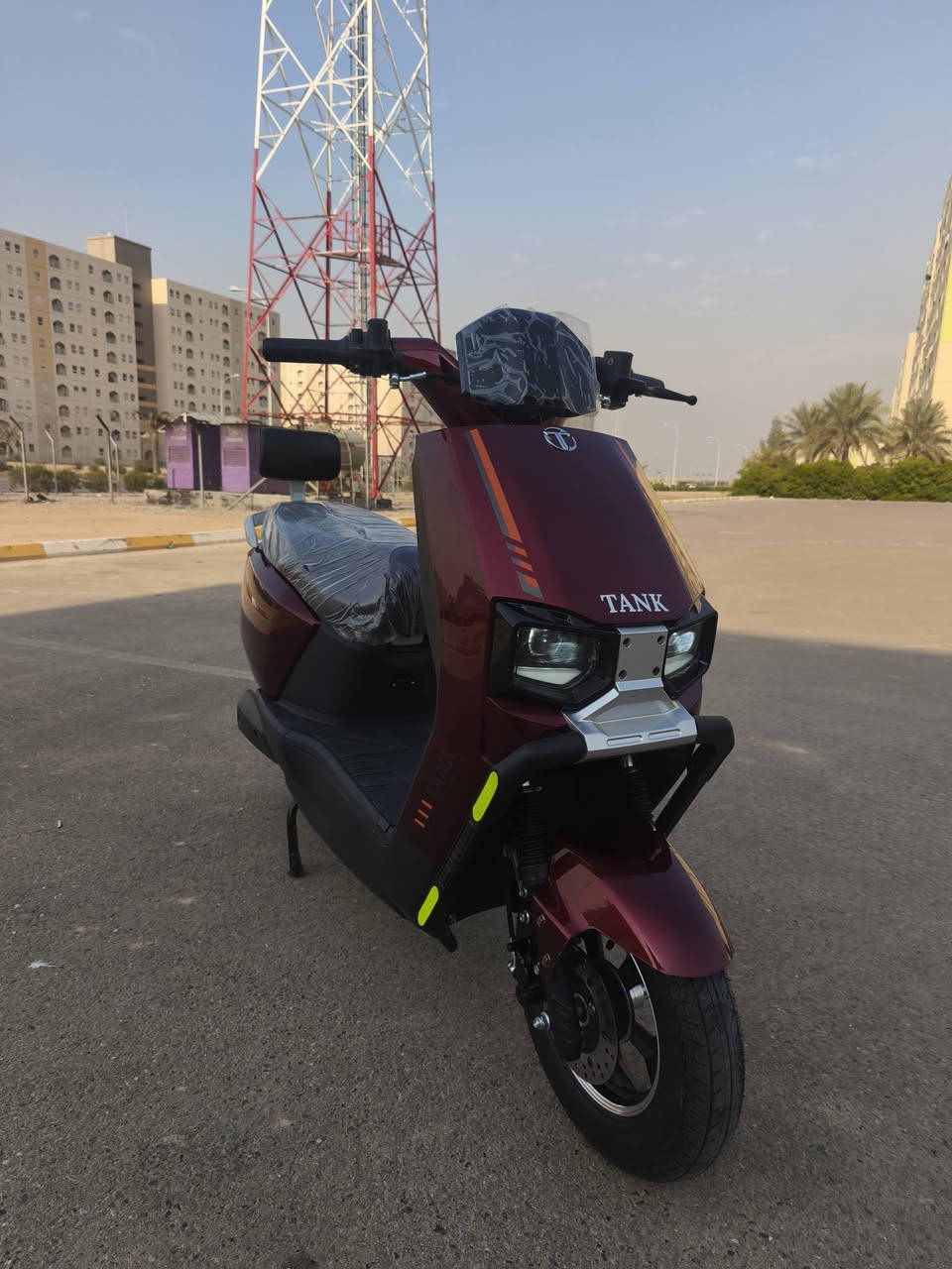 السلام عليكم
دراجة عين الوحش شركة TANK زيرووو مديل 2026 مابيهة شخط فولل مواصفات 
دبل بصمة + كارت + دبل سويج 
تشغيل عن بعد 
نضام بلوتوث 
نضام R و P 
سرعة 99 
6 بطاريات جدددد
شاشة دجتل 
4 نمر 
لد امامي خلفي 
اشاير يمين يسار
ويل كروم 
لايت زنون عالي ناصي 
مساحة تخزين كبيرة 
الدرجة زيروو بمعنى الكلمه السعر 900 وبيهة مجال بسيط مكاني بسماية الهاتف ***********
