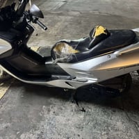 للبيع دراجه. حلوه مكينه مكفوله 07732548726 مكاني دوره