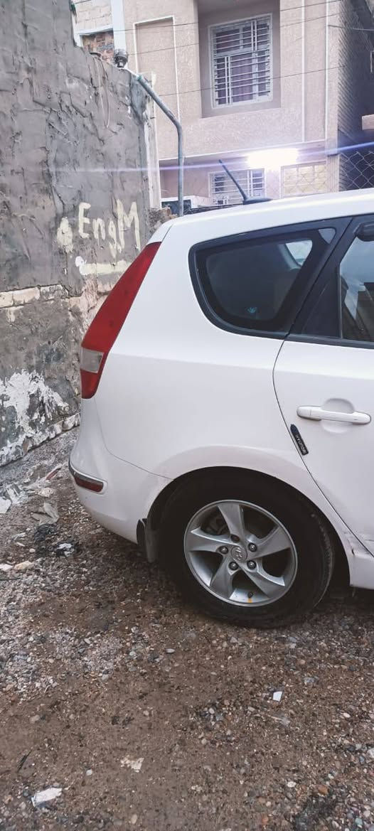 السلام عليكم ورحمه الله
النترا تورنج موديل 2012 مكينه 2000 رقم ديالى وارد امريكي سياره حلوه ونظيفه دوشمه جديده تخم تاير صدر جديد تدفئه و تبريد بيها ظربه موضحه بالصور ماشيه 100الف كير ومكينه كفاله 
المكان الشعب       سعرها 98وبيها مجال 
ه‍، ***********
