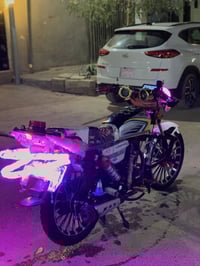 أيراني • ٢٥ • ٢٠٠