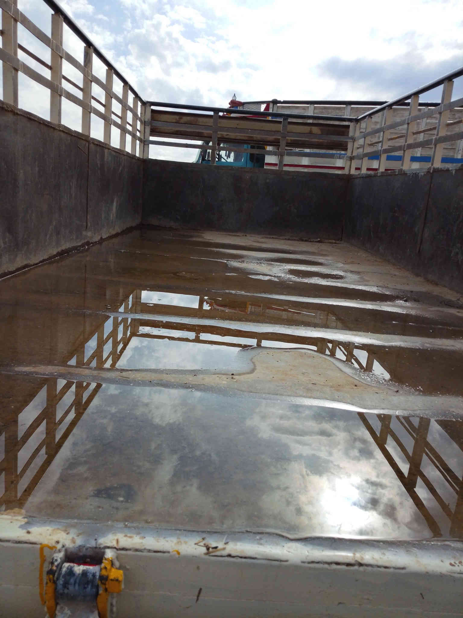 السلام عليكم
للبيع عربانة صينية 4٫5. اربع متار ونص
مال ابو ردين  نضيفة لاخياس ولا كسر جديدة 
السعر (2٫800) مليونين وثمن ميه وبيه مجال 
مكان موصل ربيعة مفرق تل حيال الشراي يتصل ***********_____
