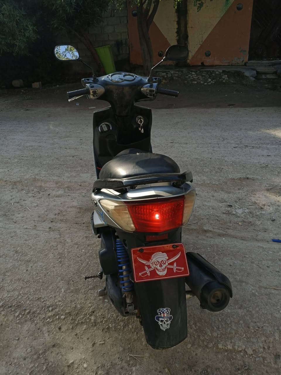 السلام عليكم سكنس فحل نوزل قبغ نفخ ستان كهرباء ياباني موديل 11 مكينة بلادية شلعة معدل ترايك وين ميعجبك دراجة كاملة مكملة ع ايدي مناقصها برغي السعر 650 للمراوس مع سكنس جبلي نضيفة عنواني ديالى بعقوبة تقاطع السادة للاستفسار الاتصال على الرقم ***********
