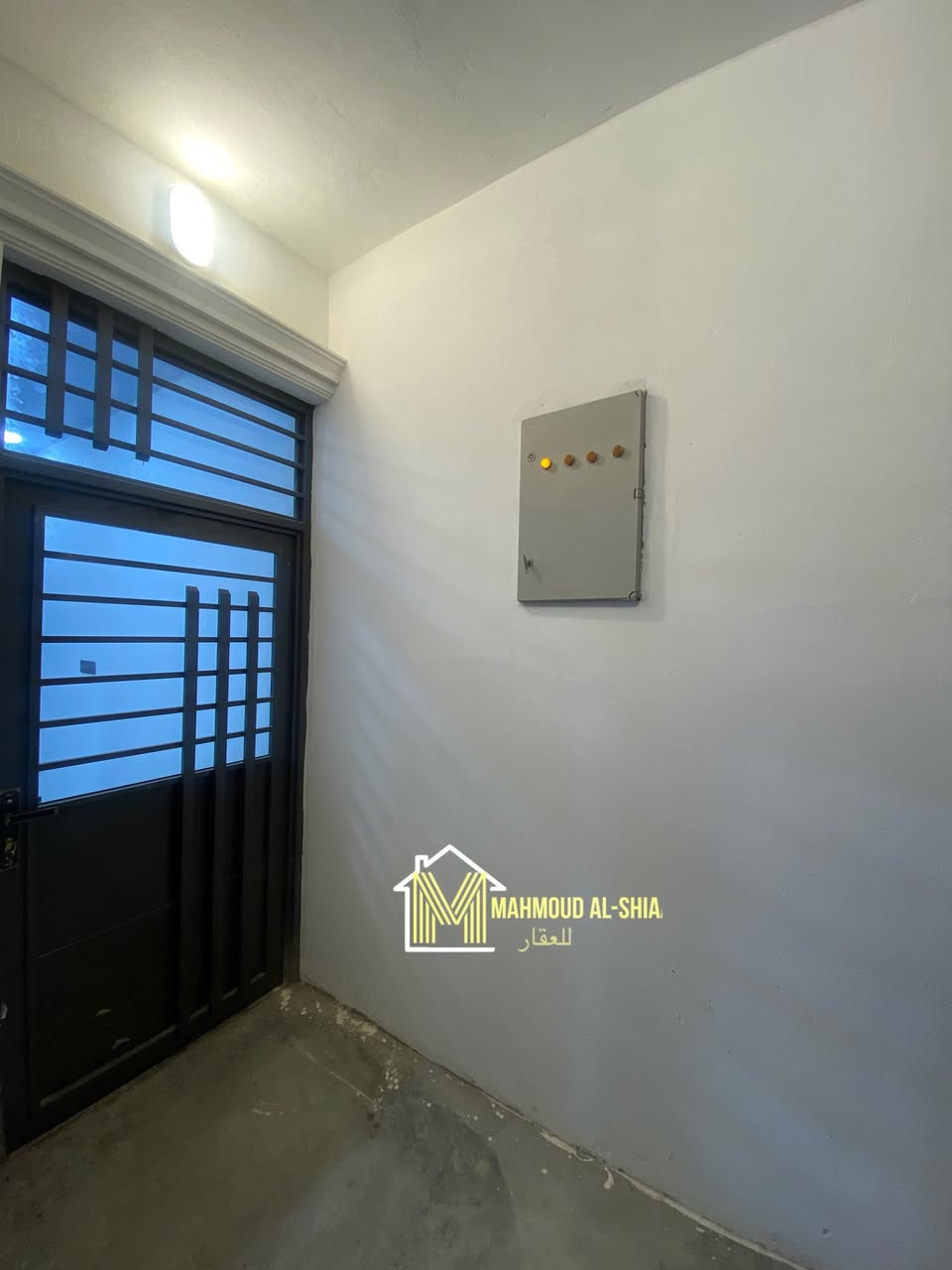 عقار للبيع في حي المعمل نظام مشتملين معزولات .

يتكون كل مشتمل من غرفتين نوم ومطبخ وصالة واستقبال وحمام . 

للاستفسار الاتصال : مكتب المحمود للعقار . 

***********
