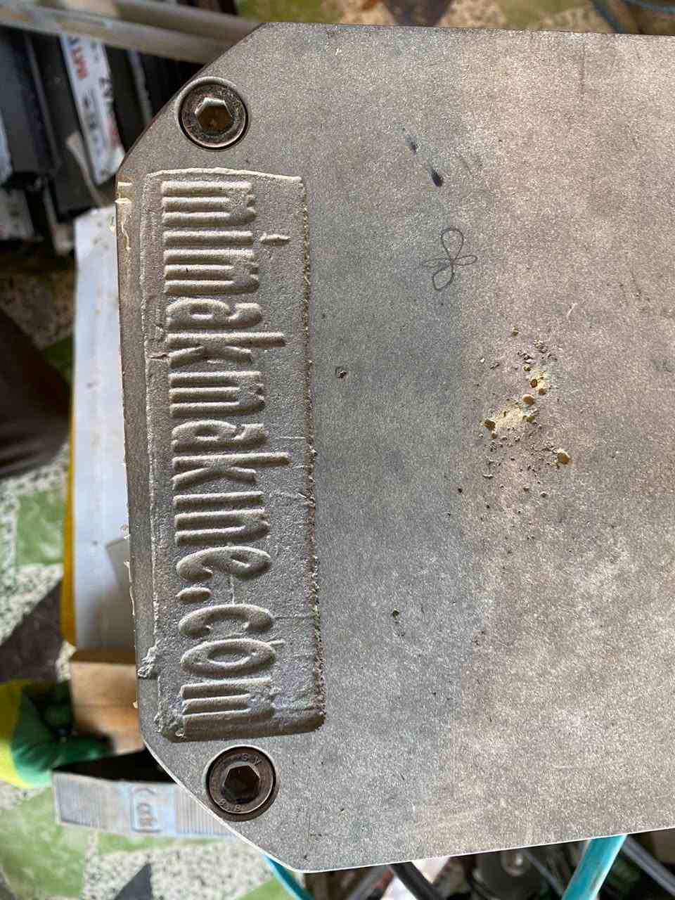 للبيع ثاقبة حديد مكان كيلون و جوزة القفل مال باب و مكان اليدة مال الشباك للPVC تعمل بنضام الهواء
السعر 450$ و بيها مجال يتوفر توصيل 
العنوان الانبار قضاء هيت فلكة الساعة خلف مطعم ابو عبدالله 
للاستفسار الاتصال على الارقام التاليه
***********
***********
