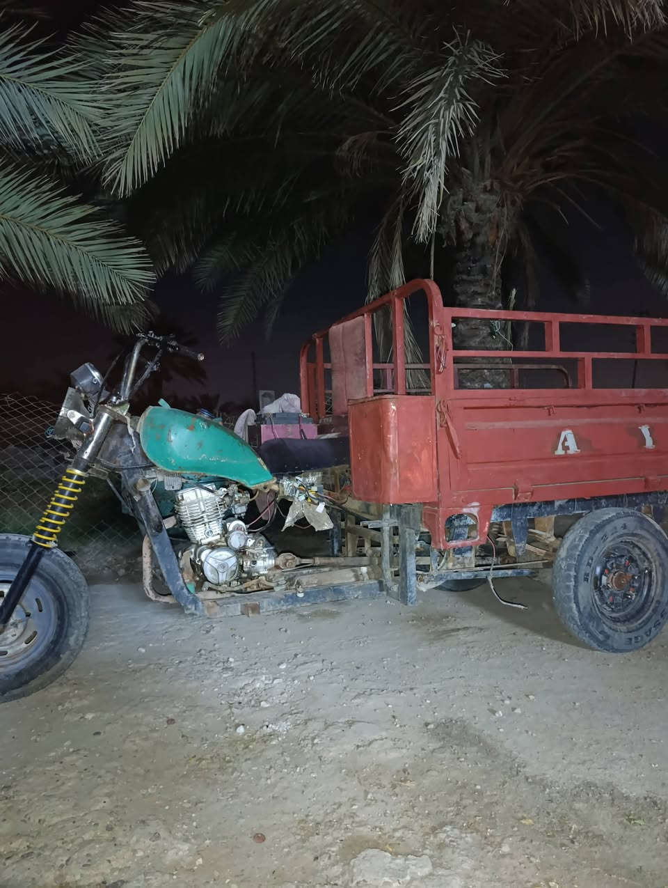 سلام عليكم ستوته  للبيع مكينه تبخر فقط لباقي كلا كامل سلف هندر شاصي جديد عنواني جسر دياله الجديد  ***********
