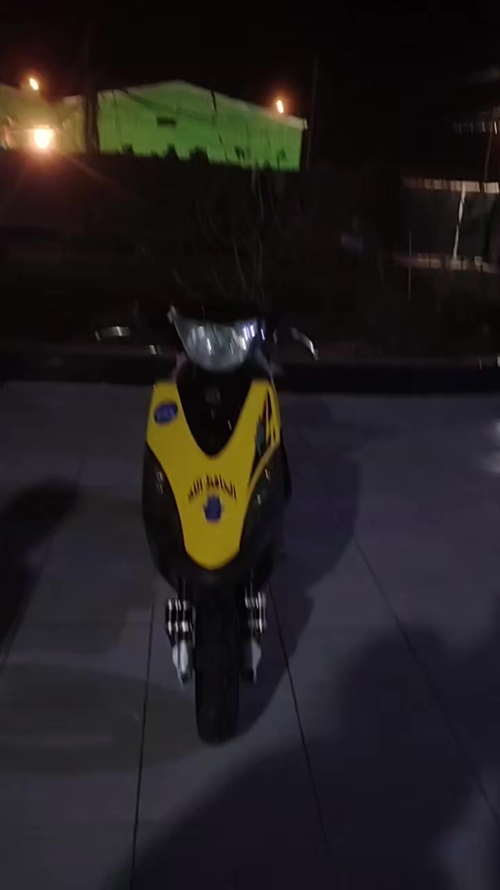 دراجه ماكس عدله
الرقم ***********
السعر 550وبيها مجال
المواصفات بل خاص
الموقع الناصريه الثوره قرب المركز الشرطه
