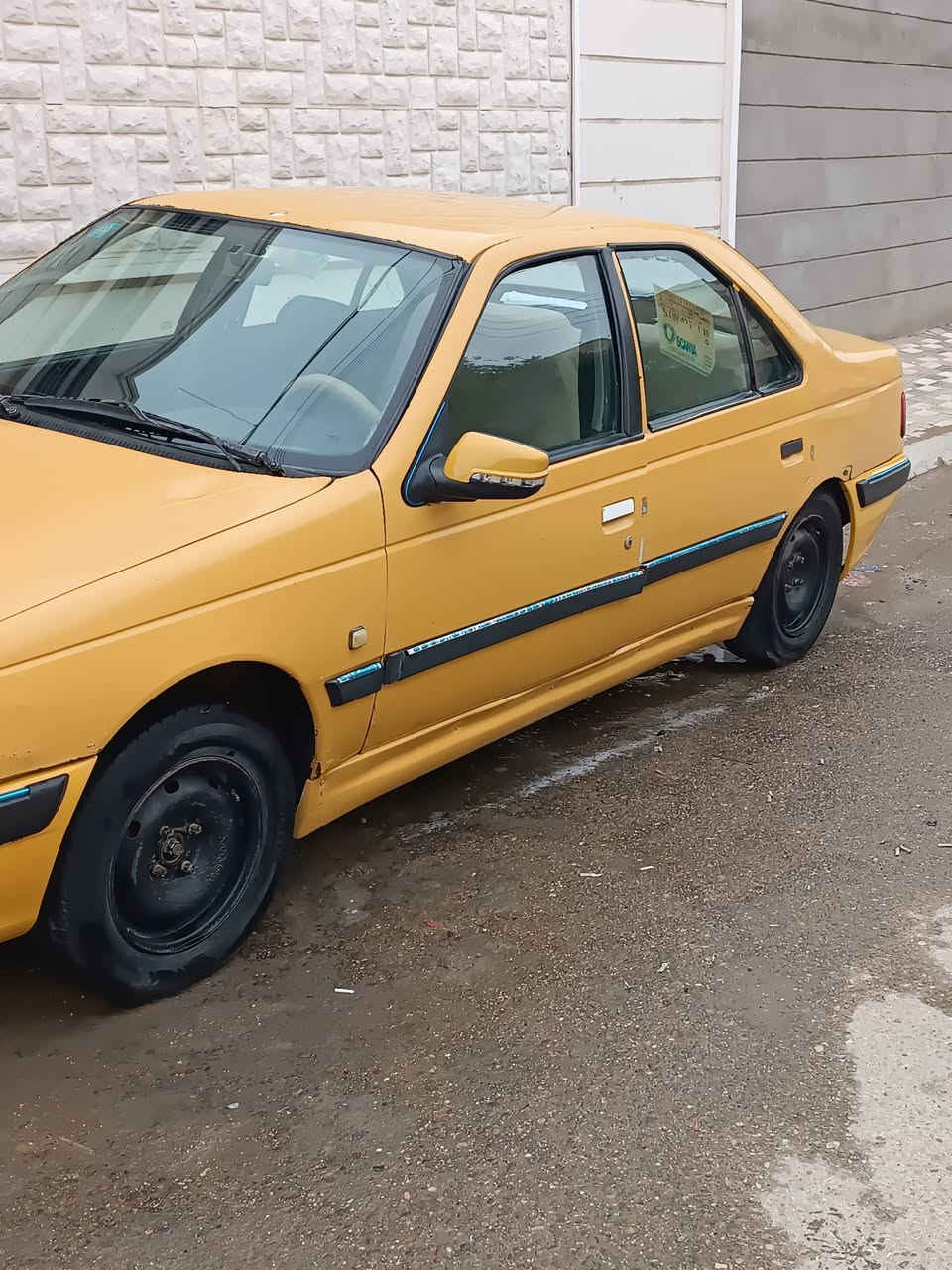 بيجو بارص موديل 2013 مصفره هيئه وغرامات لون اصفر 
كير جديد كفاله  محركها خيط تبخير بي 
السياره ب اسمي بابل 
نقص السياره فقط حداديه 
كهربائياتها كلها شغاله 
مكان السياره كربلاء قضاء طويريج 
***********
