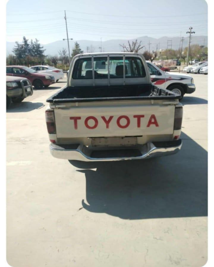 تویتا هالوکس مدل 2001 بێ دعم بێ وەر گران پلەپلەی بۆیاغی هەیە  سەیاکە زور جونە  موزایدە ی AMGکتابی مزایدەی لەگەلدایە بۆ زنیاری یاتر پەویوندی بەم ژمارە بکە *********** شوێن  قەلادزێ
