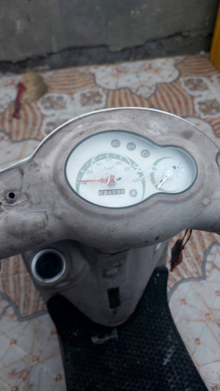 السلام عليكم شباب 
دراجه فله البيع  
دراجه جديده
ونضيفه معنه الكلمه 
دراجه مامتعوبه
دراجه كفاله عامه من كلشي 
 كفاله من مكينه من كفرات 
كهرباياتمن من الطول الطول  شغالات 
كلشي شغال بيه دبلات  اشاير سكنات 
لايت زنون عالي ناصي 
نكره سلف 
مديل 2011
  مكفوله من يدت البريك ل دبل الوره 
السعر ٧٠٠ وبيه مجال  
العنوان بصره حيانيه ولاين على المستطيل 
رقم التليفون  ***********

المو شراي 🙅‍♂️  يتعبني
