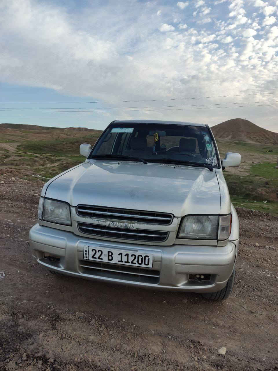 سلام عليكم سيارة للبيع ازوزه موديل 2001 
رقم اربيل محرك بطه  تبريد  ثلج السيارة جاهزة من كلشي تحويل مباشر بسم المشتري سعر 73$🚗***********

