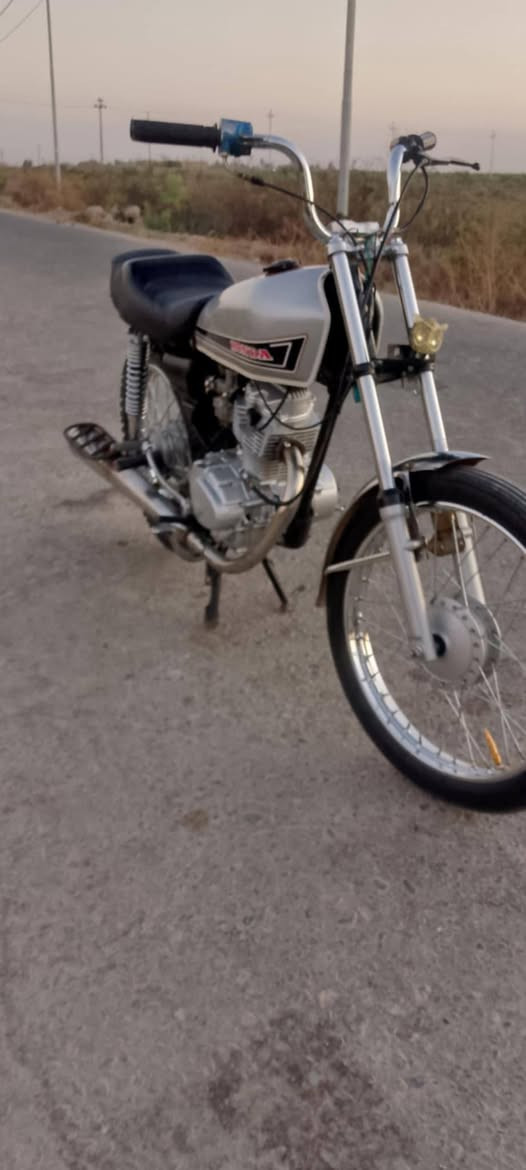 سلام عليكم دراجة كاملة لبيع مكفولة من لويل ال ويل سعر 550/ مكان ناصرية سوق الشيوخ/


**إذا كنت صاحب هذا الإعلان وتريد حذفه لأي سبب، رجاءا أرسل رسالة إلى الدعم الفني**