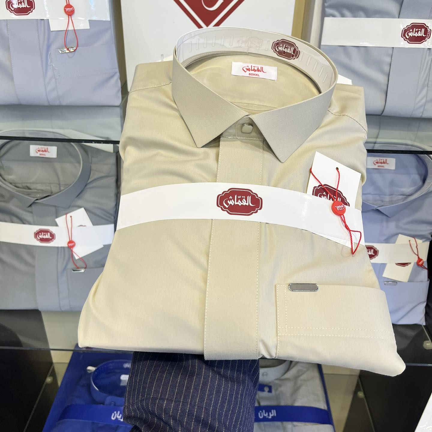 القماش خامه ناعمه و مريحه 
القياسات المتوفرة (58M .58L.58XL.60M.60L.60XL.62L.62XL.62XXL.64XL.64XXL)


**إذا كنت صاحب هذا الإعلان وتريد حذفه لأي سبب، رجاءا أرسل رسالة إلى الدعم الفني**