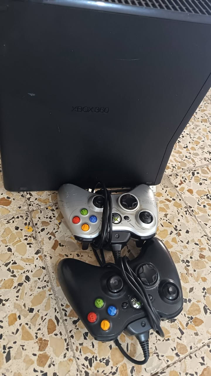Xbox 360 للبيع
معه جوستكين سلك +هارد
الحاله جيده والشغل مضمون

السعر 145 الف دينار وبي مجال

رقمي : ***********

 عنوان ؛ كركوك حي الحجاج

للاستفسار راسلني ع الواتس
